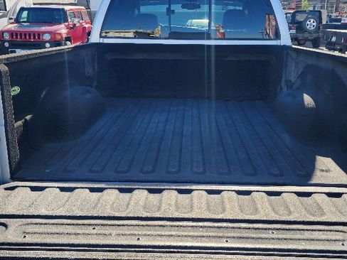 Used 2003 Dodge Ram 2500 Truck SLT image 4