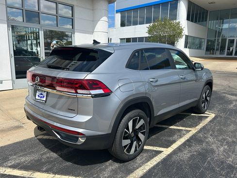 New 2026 Volkswagen Atlas Cross Sport SE AWD/4WD image 3