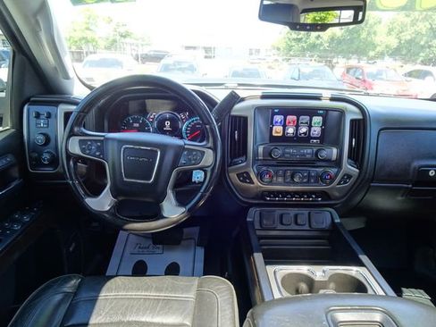 Used 2019 GMC Sierra 2500 Denali w/ Duramax Plus Package AWD/4WD image 21