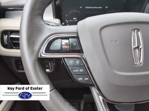 Used 2023 Lincoln Nautilus AWD w/ Premium Package image 31