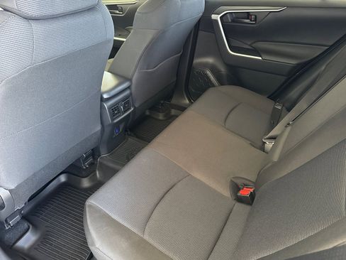 Certified 2025 Toyota RAV4 LE AWD/4WD image 11