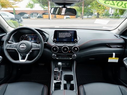 New 2025 Nissan Sentra SR w/ SR Premium Package image 8