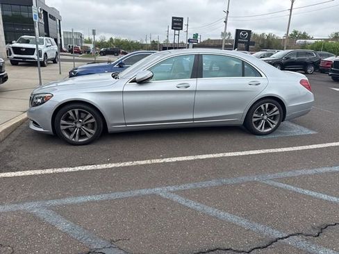 Used 2014 Mercedes-Benz S 550 Sedan image 2