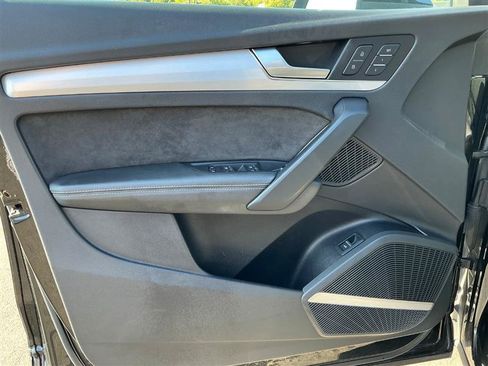Used 2019 Audi SQ5 Prestige w/ Prestige Package AWD/4WD image 21