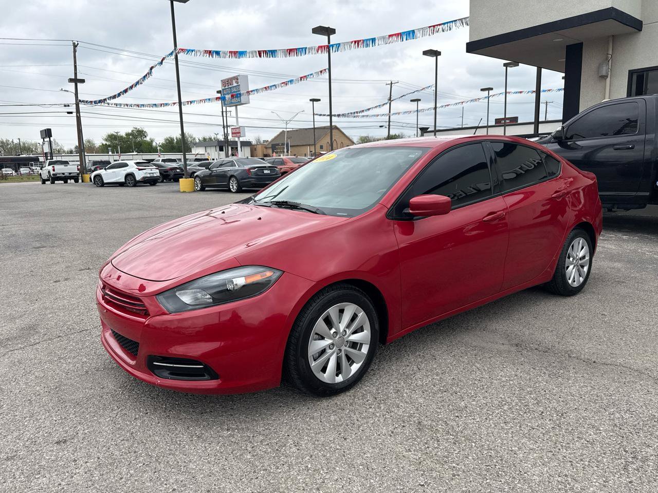 Used 2014 Dodge Dart SXT FWD image 2