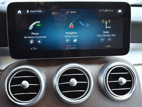 Used 2021 Mercedes-Benz GLC 300 300 4MATIC Premium Pkg Panoram image 17