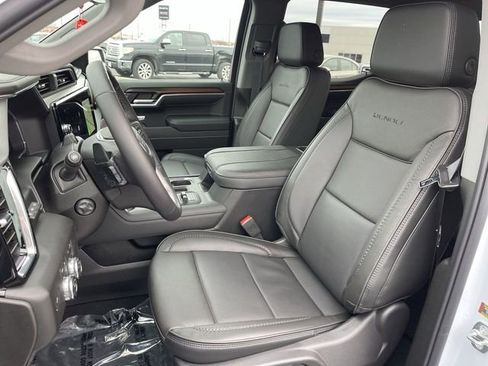 New 2026 GMC Sierra 1500 Denali w/ Technology Package AWD/4WD image 11
