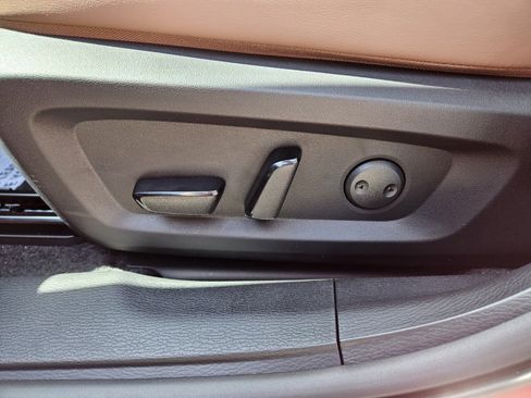 New 2026 Mitsubishi Outlander SEL AWD/4WD image 9
