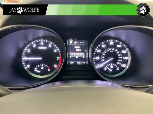 Used 2017 Hyundai Santa Fe Sport w/ 2.4L Value Package 06 FWD image 15