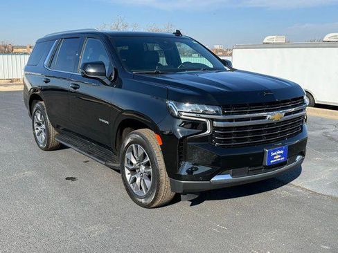 Used 2023 Chevrolet Tahoe LT w/ Luxury Package image 2