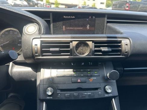 Used 2015 Lexus IS 250 RWD image 19