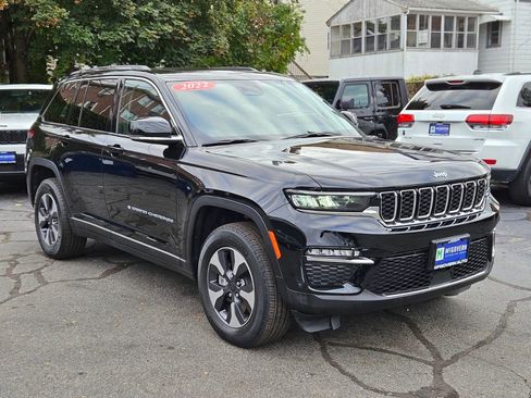 Used 2022 Jeep Grand Cherokee Limited 4xe image 7