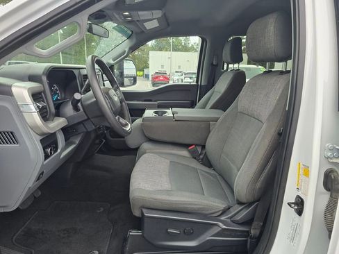 Used 2024 Ford F250 XLT image 9