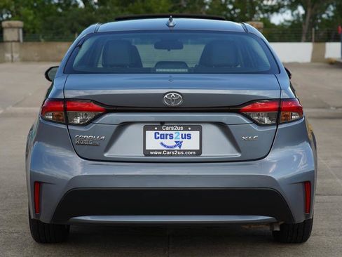 Used 2022 Toyota Corolla XLE FWD image 4