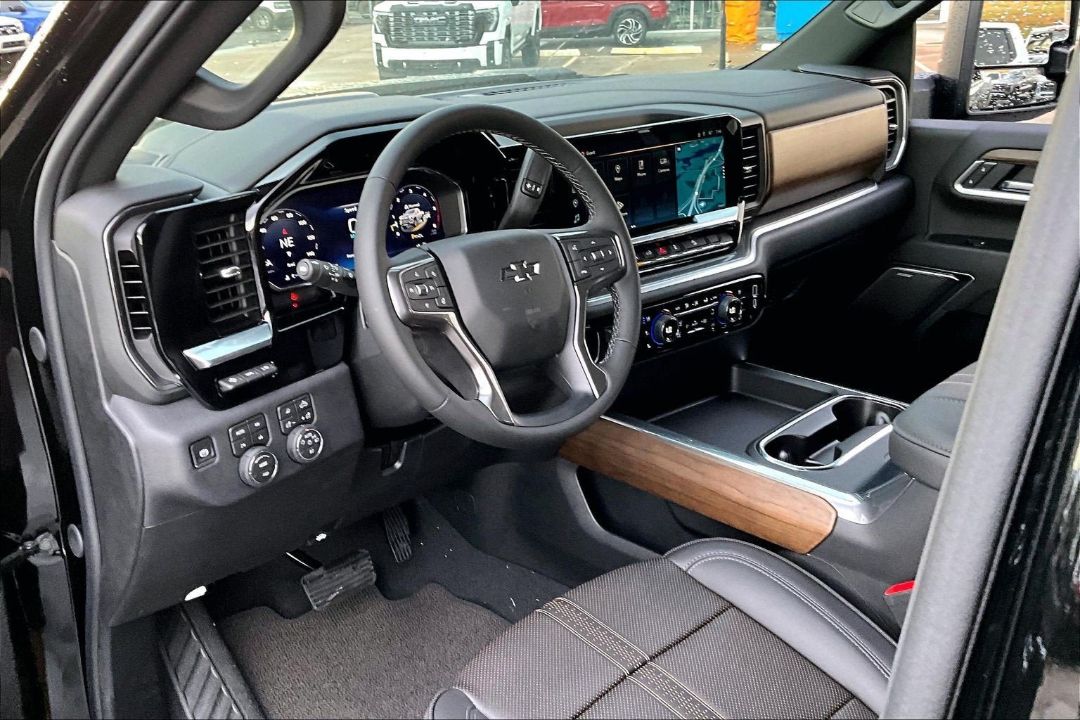New 2026 Chevrolet Silverado 2500 High Country w/ Midnight Edition AWD/4WD image 6