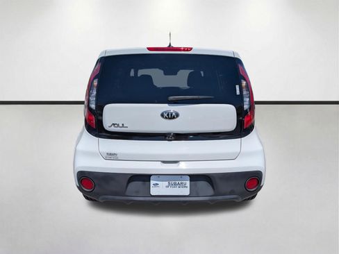Used 2019 Kia Soul FWD image 5