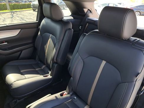 Certified 2024 MAZDA CX-90 3.3 Turbo w/ Premium Plus Pkg image 14