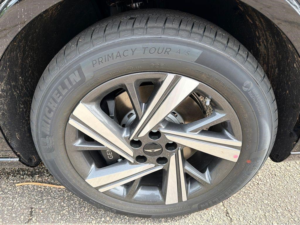 Used 2026 Genesis GV70 3.5T Sport Advanced AWD/4WD image 12