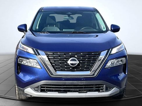 Used 2023 Nissan Rogue SV image 6
