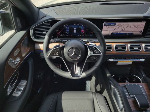 New 2026 Mercedes-Benz GLE 580 4MATIC image 17