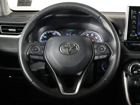 Used 2021 Toyota RAV4 XLE Premium image 36