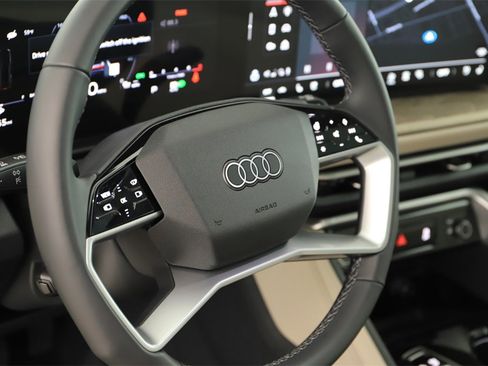 New 2025 Audi Q5 2.0T Premium Plus image 16