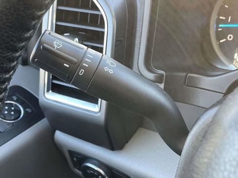 Used 2016 Ford F150 XLT w/ Equipment Group 302A Luxury AWD/4WD image 13