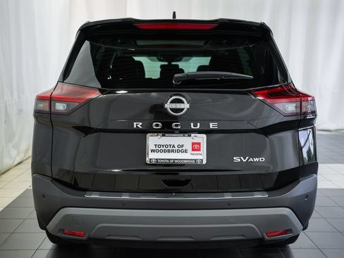 Used 2023 Nissan Rogue SV w/ SV Premium B Package AWD/4WD image 5