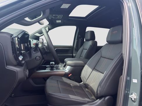New 2026 Chevrolet Silverado 1500 High Country AWD/4WD image 9