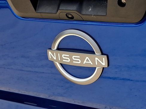Used 2024 Nissan Frontier SV w/ Technology Package AWD/4WD image 29