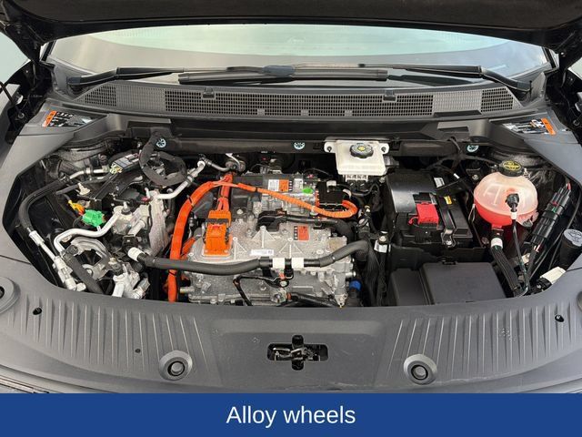 Certified 2024 Chevrolet Equinox EV RS FWD image 28