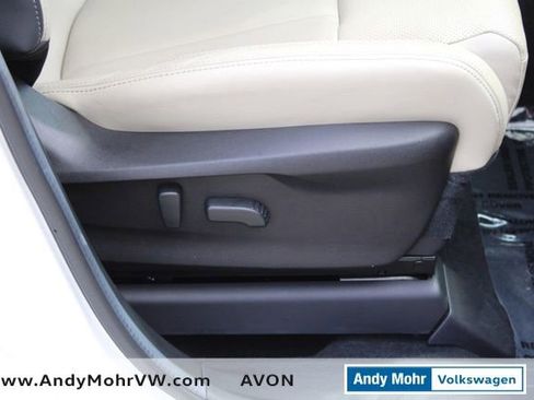 Used 2024 Subaru Ascent Limited AWD/4WD image 23