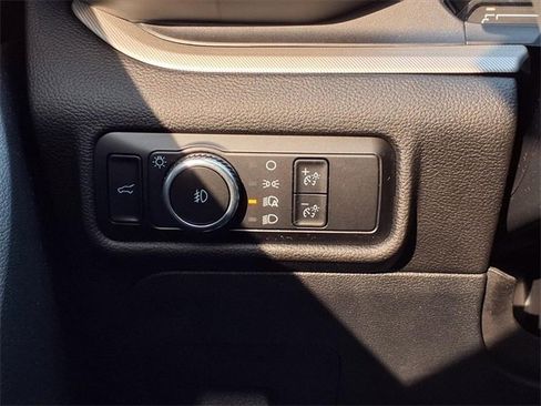 Certified 2023 Ford Explorer XLT w/ Equipment Group 202A image 22