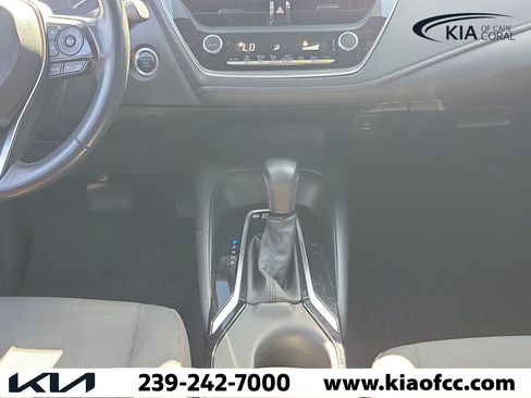 Used 2023 Toyota Corolla SE w/ SE Premium Package FWD image 19