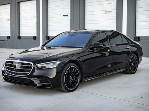 Used 2023 Mercedes-Benz S 500 4MATIC w/ AMG Line image 5