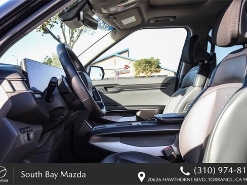 Used 2024 Kia EV9 Wind image 17