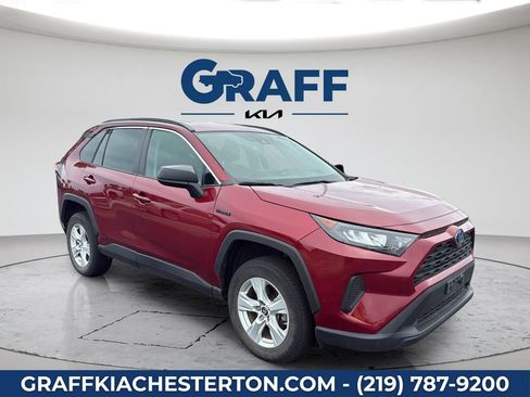 Used 2021 Toyota RAV4 LE AWD/4WD image 10