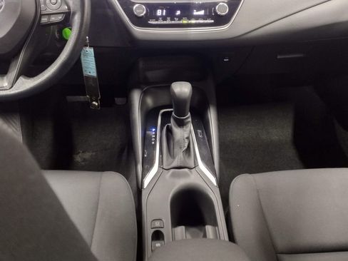 Used 2023 Toyota Corolla LE image 32