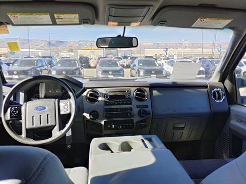 Used 2012 Ford F250 XLT w/ FX4 4X4 Off-Road Pkg image 10