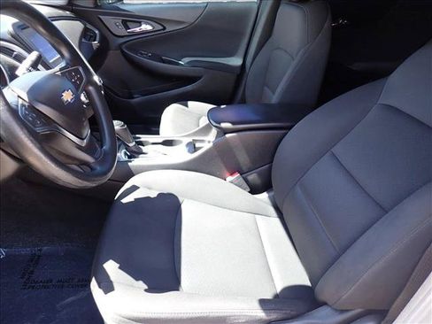 Used 2018 Chevrolet Malibu LS w/ LPO, Convenience Package 2 FWD image 10
