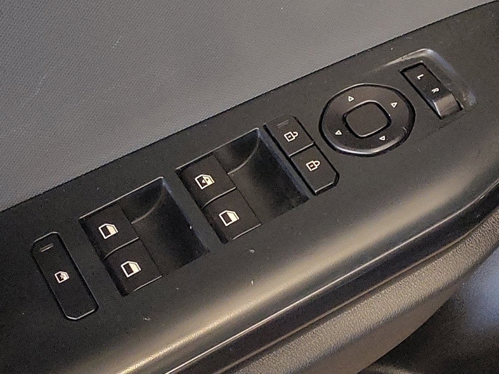 Used 2025 Kia K4 FWD image 27