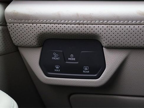 New 2026 Volkswagen Atlas SE image 22