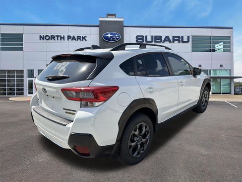 Used 2022 Subaru Crosstrek 2.5i Sport w/ Moonroof Package AWD/4WD image 3