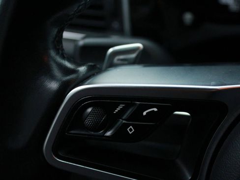 Used 2015 Porsche Macan S image 37