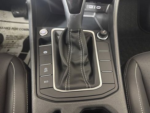 Certified 2024 Volkswagen Jetta SE image 16