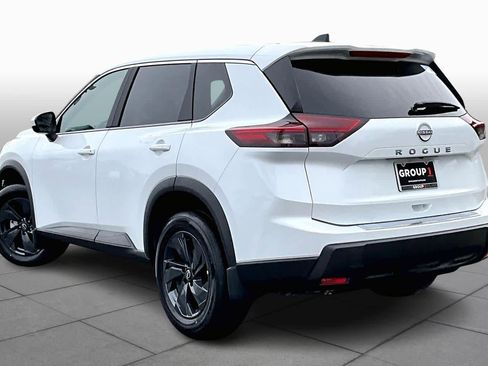 New 2026 Nissan Rogue SV image 12