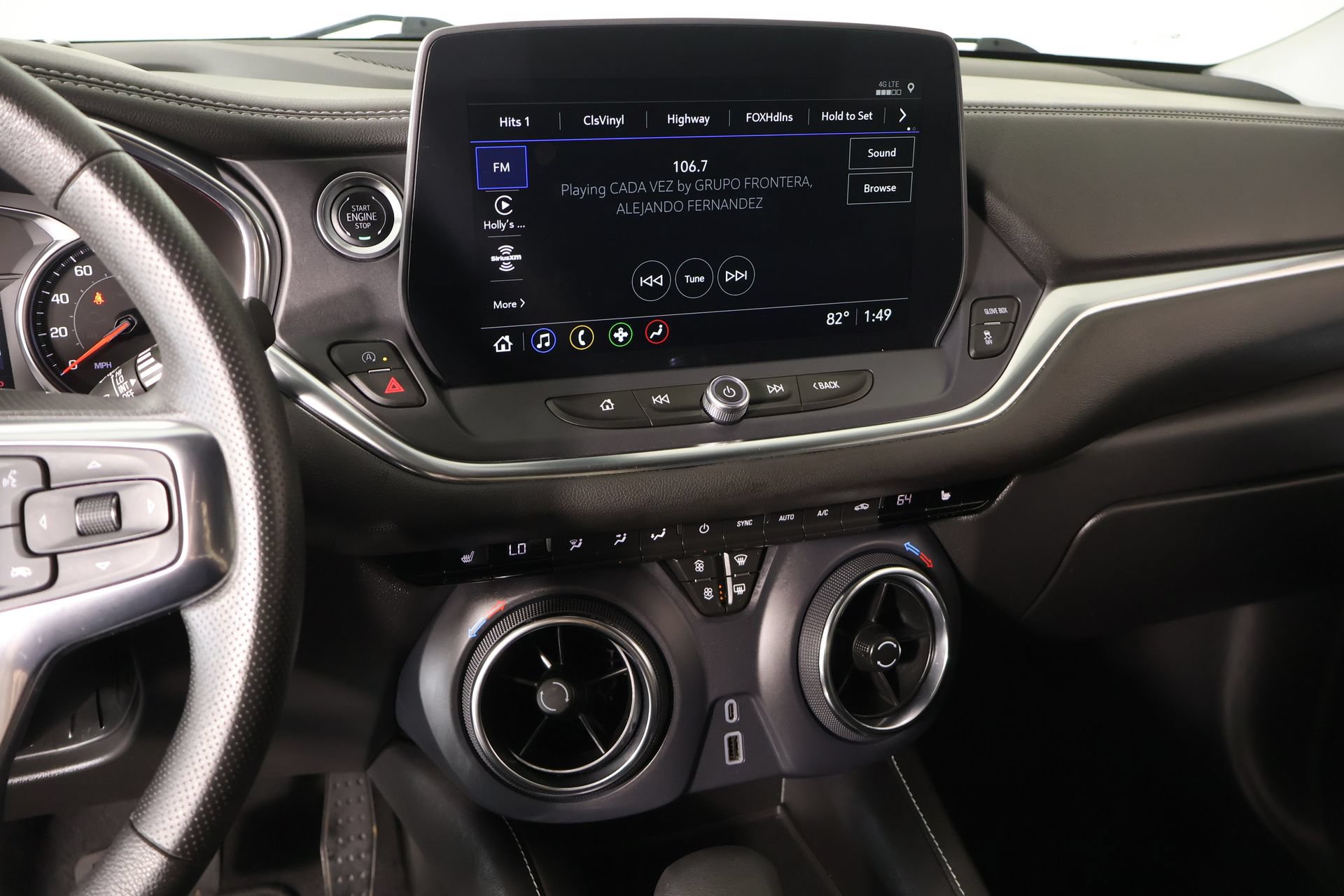 Used 2025 Chevrolet Blazer LT FWD image 5