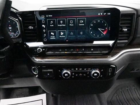 Used 2024 GMC Sierra 1500 Elevation AWD/4WD image 11