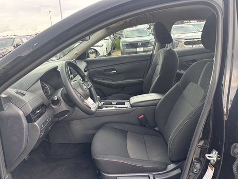 Used 2025 Nissan Sentra SV FWD image 24