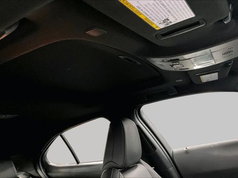 Used 2024 Lexus UX 250h FWD image 14